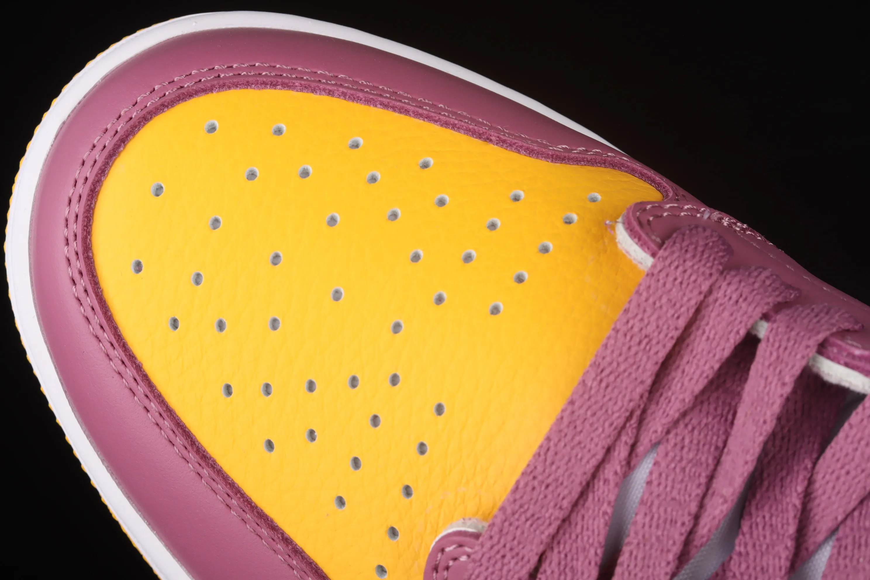 All categories Air Jordan Jordan series basketball shoes Air Jordan 1 High X version Air Jordan High OG "Brotherhood" AJ1 Joe 1 White Purple Gold Brotherhood 555088-706